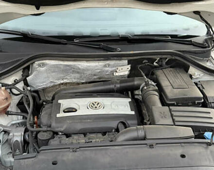 Білий Фольксваген Тігуан, об'ємом двигуна 2 л та пробігом 91 тис. км за 14900 $, фото 28 на Automoto.ua