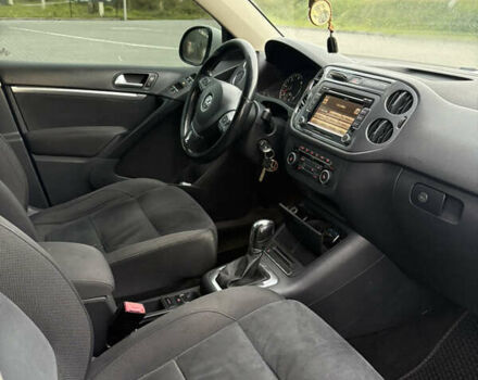 Белый Фольксваген Тигуан, объемом двигателя 1.97 л и пробегом 235 тыс. км за 14500 $, фото 4 на Automoto.ua