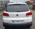 Білий Фольксваген Тігуан, об'ємом двигуна 2 л та пробігом 107 тис. км за 17000 $, фото 24 на Automoto.ua