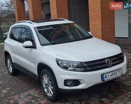 Білий Фольксваген Тігуан, об'ємом двигуна 2 л та пробігом 107 тис. км за 17000 $, фото 32 на Automoto.ua
