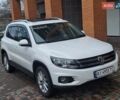 Білий Фольксваген Тігуан, об'ємом двигуна 2 л та пробігом 107 тис. км за 17000 $, фото 32 на Automoto.ua