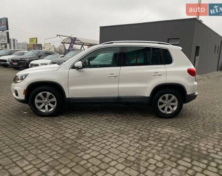 Білий Фольксваген Тігуан, об'ємом двигуна 2 л та пробігом 179 тис. км за 9900 $, фото 3 на Automoto.ua
