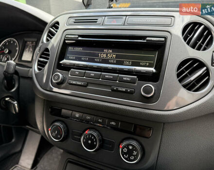 Белый Фольксваген Тигуан, объемом двигателя 2 л и пробегом 183 тыс. км за 11000 $, фото 17 на Automoto.ua