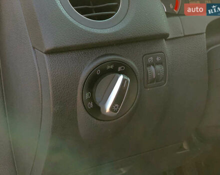 Білий Фольксваген Тігуан, об'ємом двигуна 2 л та пробігом 208 тис. км за 13890 $, фото 20 на Automoto.ua