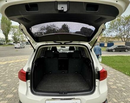 Білий Фольксваген Тігуан, об'ємом двигуна 1.98 л та пробігом 143 тис. км за 10400 $, фото 34 на Automoto.ua