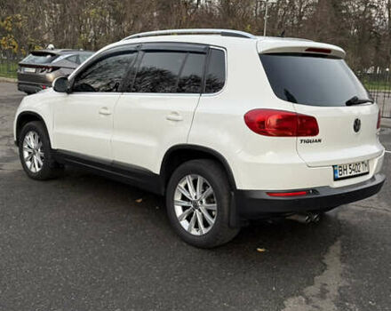 Білий Фольксваген Тігуан, об'ємом двигуна 2 л та пробігом 91 тис. км за 14900 $, фото 4 на Automoto.ua