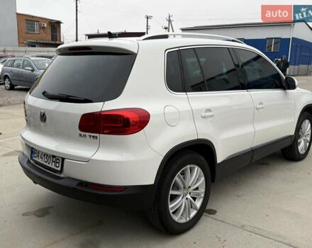 Білий Фольксваген Тігуан, об'ємом двигуна 1.98 л та пробігом 195 тис. км за 10900 $, фото 3 на Automoto.ua