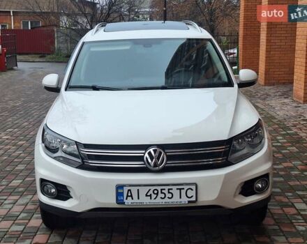 Білий Фольксваген Тігуан, об'ємом двигуна 2 л та пробігом 107 тис. км за 17000 $, фото 33 на Automoto.ua
