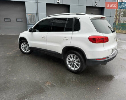 Белый Фольксваген Тигуан, объемом двигателя 1.97 л и пробегом 205 тыс. км за 14900 $, фото 3 на Automoto.ua