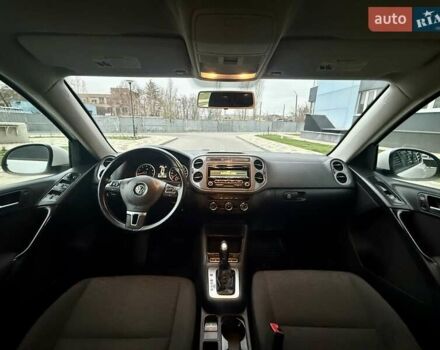 Белый Фольксваген Тигуан, объемом двигателя 1.98 л и пробегом 143 тыс. км за 9999 $, фото 9 на Automoto.ua