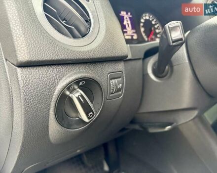 Білий Фольксваген Тігуан, об'ємом двигуна 1.98 л та пробігом 143 тис. км за 10400 $, фото 18 на Automoto.ua