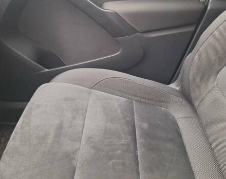 Білий Фольксваген Тігуан, об'ємом двигуна 2 л та пробігом 107 тис. км за 17000 $, фото 28 на Automoto.ua