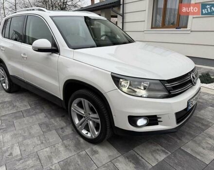 Белый Фольксваген Тигуан, объемом двигателя 2 л и пробегом 142 тыс. км за 12999 $, фото 4 на Automoto.ua