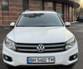 Білий Фольксваген Тігуан, об'ємом двигуна 2 л та пробігом 91 тис. км за 14900 $, фото 1 на Automoto.ua