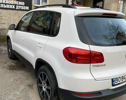 Белый Фольксваген Тигуан, объемом двигателя 1.97 л и пробегом 183 тыс. км за 13000 $, фото 7 на Automoto.ua