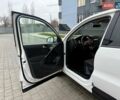 Белый Фольксваген Тигуан, объемом двигателя 1.98 л и пробегом 143 тыс. км за 9999 $, фото 45 на Automoto.ua