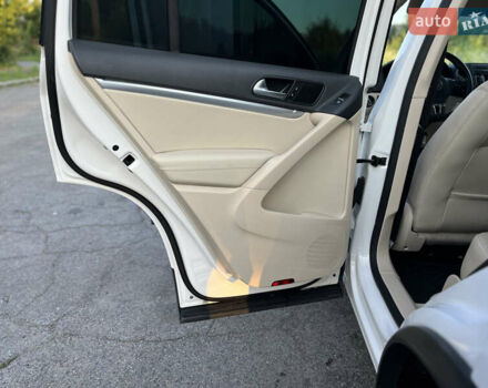 Белый Фольксваген Тигуан, объемом двигателя 1.98 л и пробегом 244 тыс. км за 13500 $, фото 27 на Automoto.ua