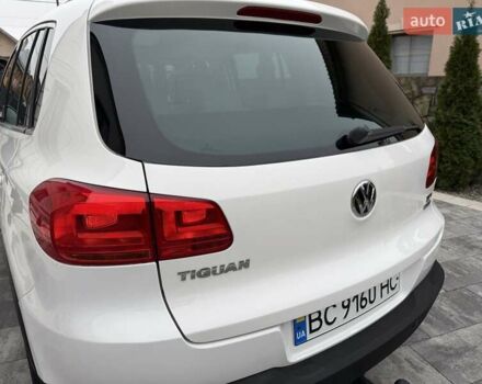 Белый Фольксваген Тигуан, объемом двигателя 2 л и пробегом 142 тыс. км за 12999 $, фото 18 на Automoto.ua