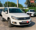 Білий Фольксваген Тігуан, об'ємом двигуна 2 л та пробігом 208 тис. км за 13890 $, фото 2 на Automoto.ua
