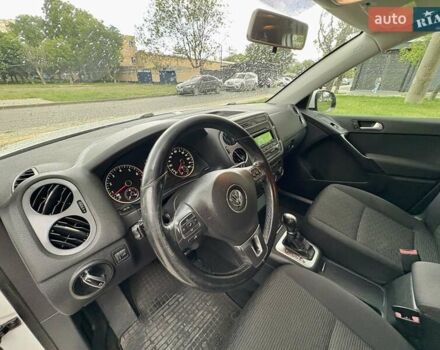 Білий Фольксваген Тігуан, об'ємом двигуна 1.98 л та пробігом 143 тис. км за 10400 $, фото 19 на Automoto.ua