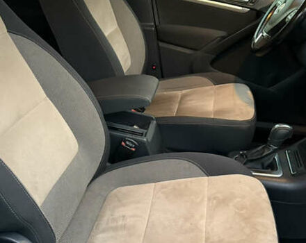 Білий Фольксваген Тігуан, об'ємом двигуна 2 л та пробігом 91 тис. км за 14900 $, фото 24 на Automoto.ua