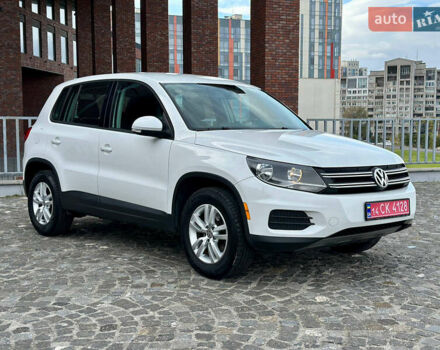 Белый Фольксваген Тигуан, объемом двигателя 1.98 л и пробегом 199 тыс. км за 11499 $, фото 5 на Automoto.ua