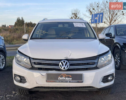 Білий Фольксваген Тігуан, об'ємом двигуна 2 л та пробігом 190 тис. км за 9500 $, фото 2 на Automoto.ua