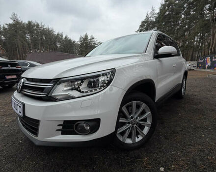 Білий Фольксваген Тігуан, об'ємом двигуна 2 л та пробігом 200 тис. км за 15300 $, фото 3 на Automoto.ua