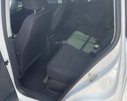 Белый Фольксваген Тигуан, объемом двигателя 1.98 л и пробегом 220 тыс. км за 12850 $, фото 9 на Automoto.ua