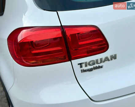 Белый Фольксваген Тигуан, объемом двигателя 1.98 л и пробегом 199 тыс. км за 11499 $, фото 9 на Automoto.ua