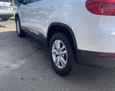 Белый Фольксваген Тигуан, объемом двигателя 1.98 л и пробегом 220 тыс. км за 12850 $, фото 7 на Automoto.ua
