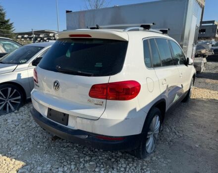 Білий Фольксваген Тігуан, об'ємом двигуна 2 л та пробігом 202 тис. км за 9200 $, фото 2 на Automoto.ua