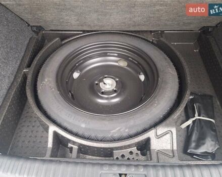 Білий Фольксваген Тігуан, об'ємом двигуна 2 л та пробігом 107 тис. км за 17000 $, фото 16 на Automoto.ua