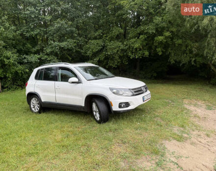 Белый Фольксваген Тигуан, объемом двигателя 1.98 л и пробегом 145 тыс. км за 12800 $, фото 1 на Automoto.ua