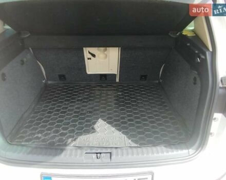 Білий Фольксваген Тігуан, об'ємом двигуна 1.98 л та пробігом 252 тис. км за 10000 $, фото 13 на Automoto.ua