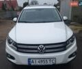 Білий Фольксваген Тігуан, об'ємом двигуна 2 л та пробігом 107 тис. км за 17000 $, фото 4 на Automoto.ua
