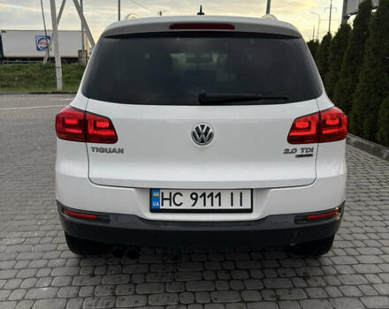 Белый Фольксваген Тигуан, объемом двигателя 1.97 л и пробегом 235 тыс. км за 14500 $, фото 2 на Automoto.ua