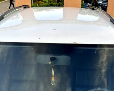 Белый Фольксваген Тигуан, объемом двигателя 2 л и пробегом 220 тыс. км за 11000 $, фото 4 на Automoto.ua