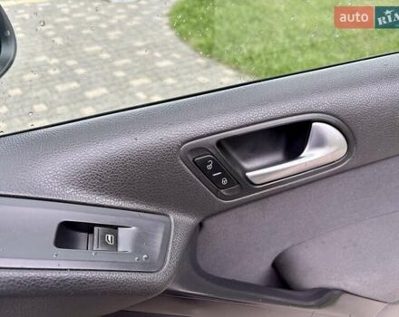 Білий Фольксваген Тігуан, об'ємом двигуна 1.98 л та пробігом 143 тис. км за 10400 $, фото 26 на Automoto.ua