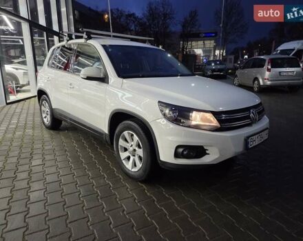 Белый Фольксваген Тигуан, объемом двигателя 1.98 л и пробегом 215 тыс. км за 12999 $, фото 2 на Automoto.ua