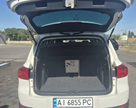 Белый Фольксваген Тигуан, объемом двигателя 1.98 л и пробегом 261 тыс. км за 11500 $, фото 6 на Automoto.ua