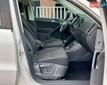 Белый Фольксваген Тигуан, объемом двигателя 1.98 л и пробегом 199 тыс. км за 11499 $, фото 14 на Automoto.ua