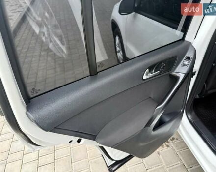 Белый Фольксваген Тигуан, объемом двигателя 1.98 л и пробегом 143 тыс. км за 9999 $, фото 21 на Automoto.ua