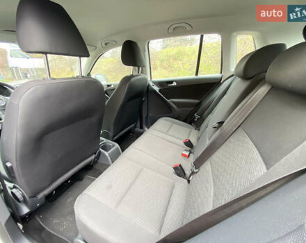 Белый Фольксваген Тигуан, объемом двигателя 1.97 л и пробегом 208 тыс. км за 12600 $, фото 11 на Automoto.ua