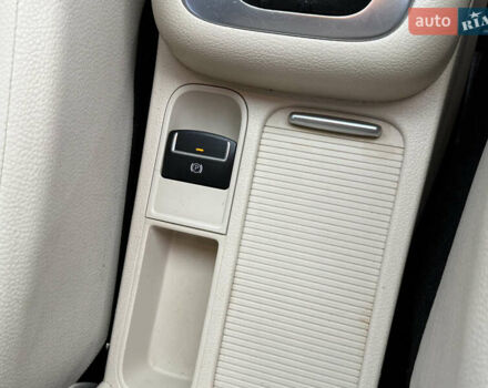 Білий Фольксваген Тігуан, об'ємом двигуна 1.98 л та пробігом 195 тис. км за 10900 $, фото 17 на Automoto.ua