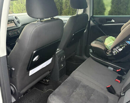 Белый Фольксваген Тигуан, объемом двигателя 1.97 л и пробегом 235 тыс. км за 14500 $, фото 5 на Automoto.ua