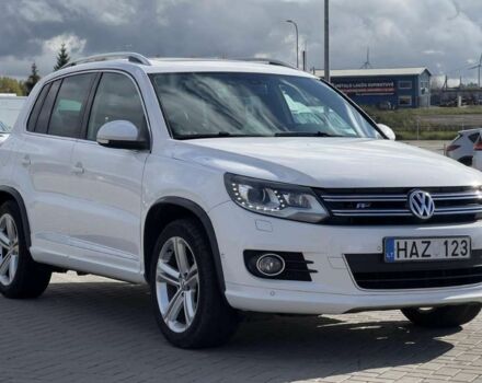 Белый Фольксваген Тигуан, объемом двигателя 2 л и пробегом 121 тыс. км за 8800 $, фото 2 на Automoto.ua