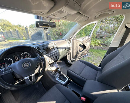 Белый Фольксваген Тигуан, объемом двигателя 1.99 л и пробегом 238 тыс. км за 15600 $, фото 12 на Automoto.ua