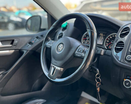 Білий Фольксваген Тігуан, об'ємом двигуна 1.39 л та пробігом 270 тис. км за 13999 $, фото 15 на Automoto.ua