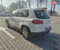 Белый Фольксваген Тигуан, объемом двигателя 1.97 л и пробегом 156 тыс. км за 9999 $, фото 7 на Automoto.ua